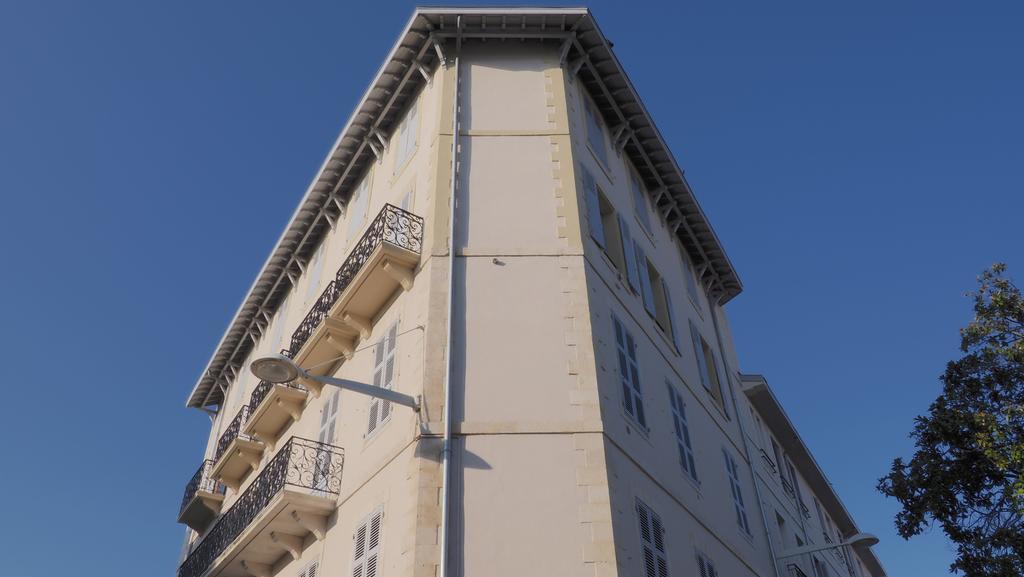 Biarritz's Centre Studio Esterno foto